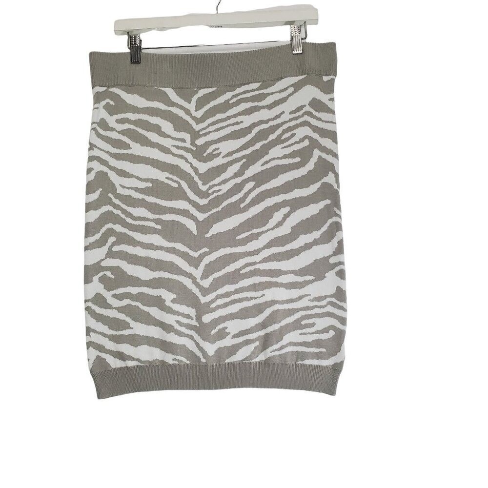 Torrid Womens Mob Wife Chic Animal Zebra Pencil Skirt 1X Gray Knit Bodycon Midi
